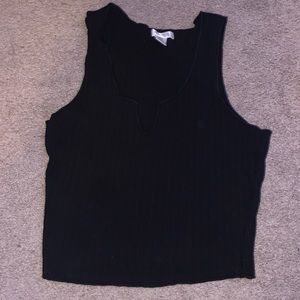 black cropped tank top